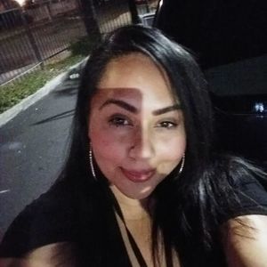 Meet your Posher, Ana ortiz